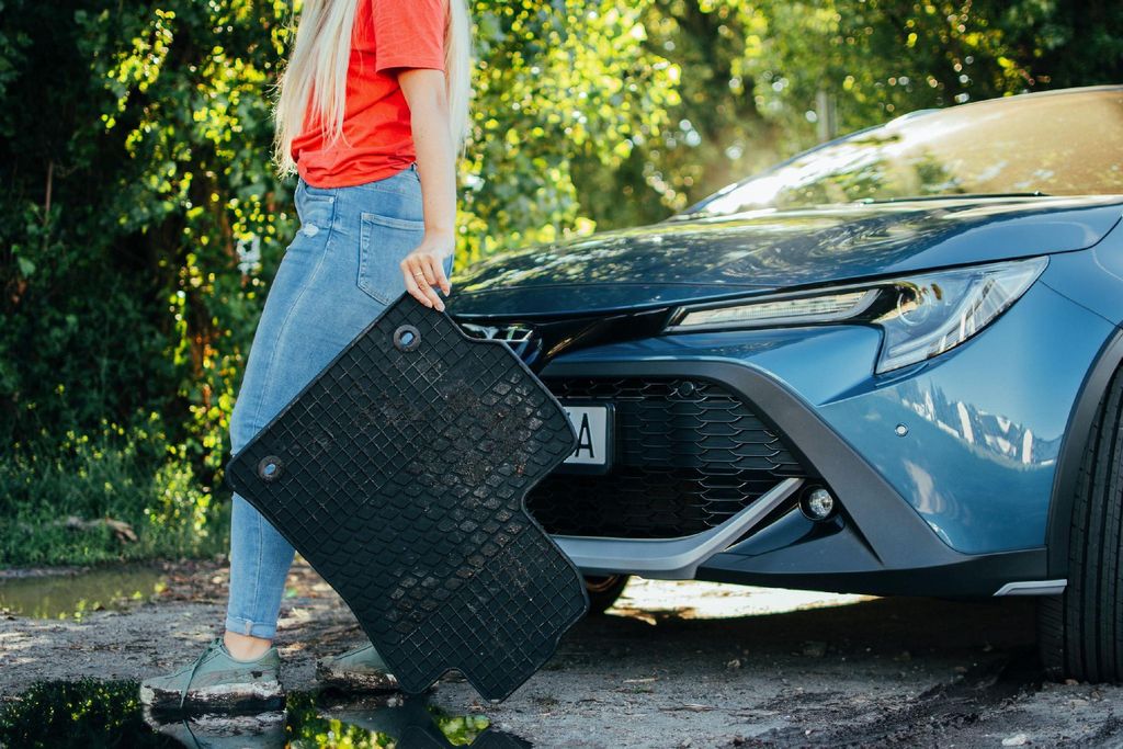 Predné gumové autokoberce pre: Renault Zoe 2012-2024 Obrázok produktu 