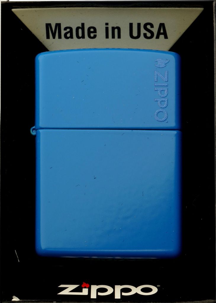 Zippo Feuerzeug Sky Blue Matte Logo 2022