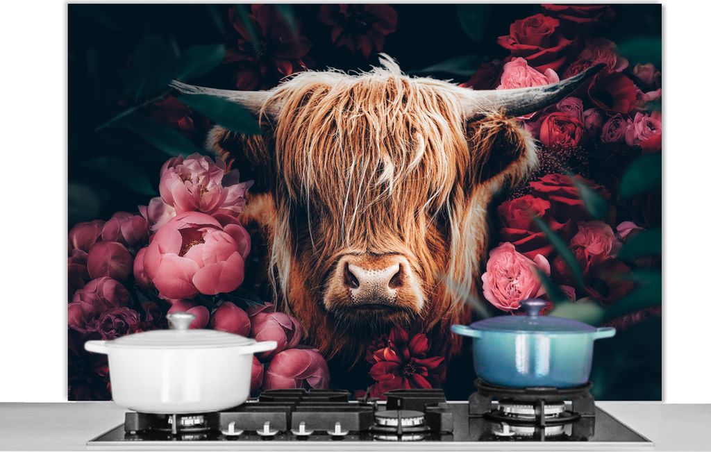 KitchenYeah Spritzschutz Küche - Küchenrückwand - Wandschutz für Herd und Spüle - Kuh - Schottisches Hochlandrind - Blumen - Botanisch 120x...