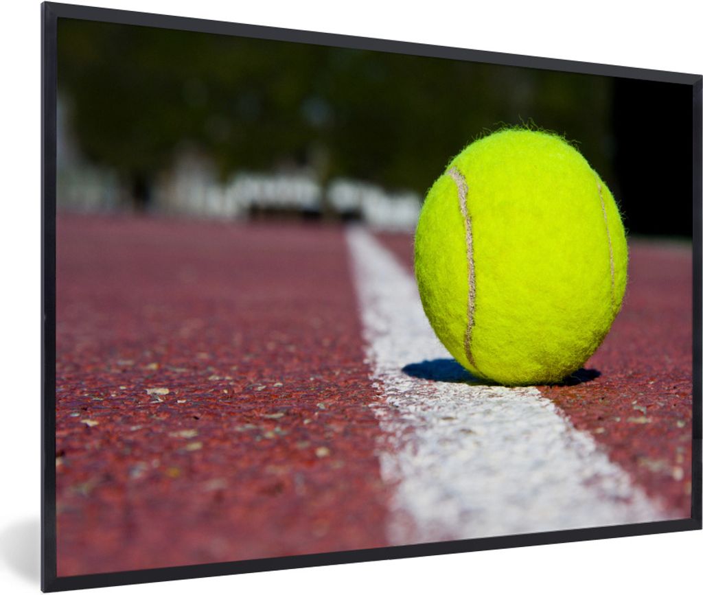 MuchoWow Gerahmtes Poster Tennisball auf dem Tennisplatz 30x20 cm - Poster mit Schwarzem Bilderrahmen Wandposter Rahmen Foto Bilder - Kunstdruck ...