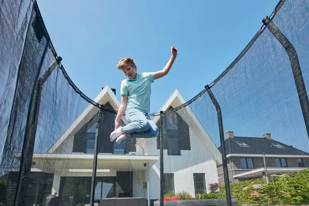 Fini l'encombrement avec le Trampoline Salta Premium Ground Enterré Vert - 10