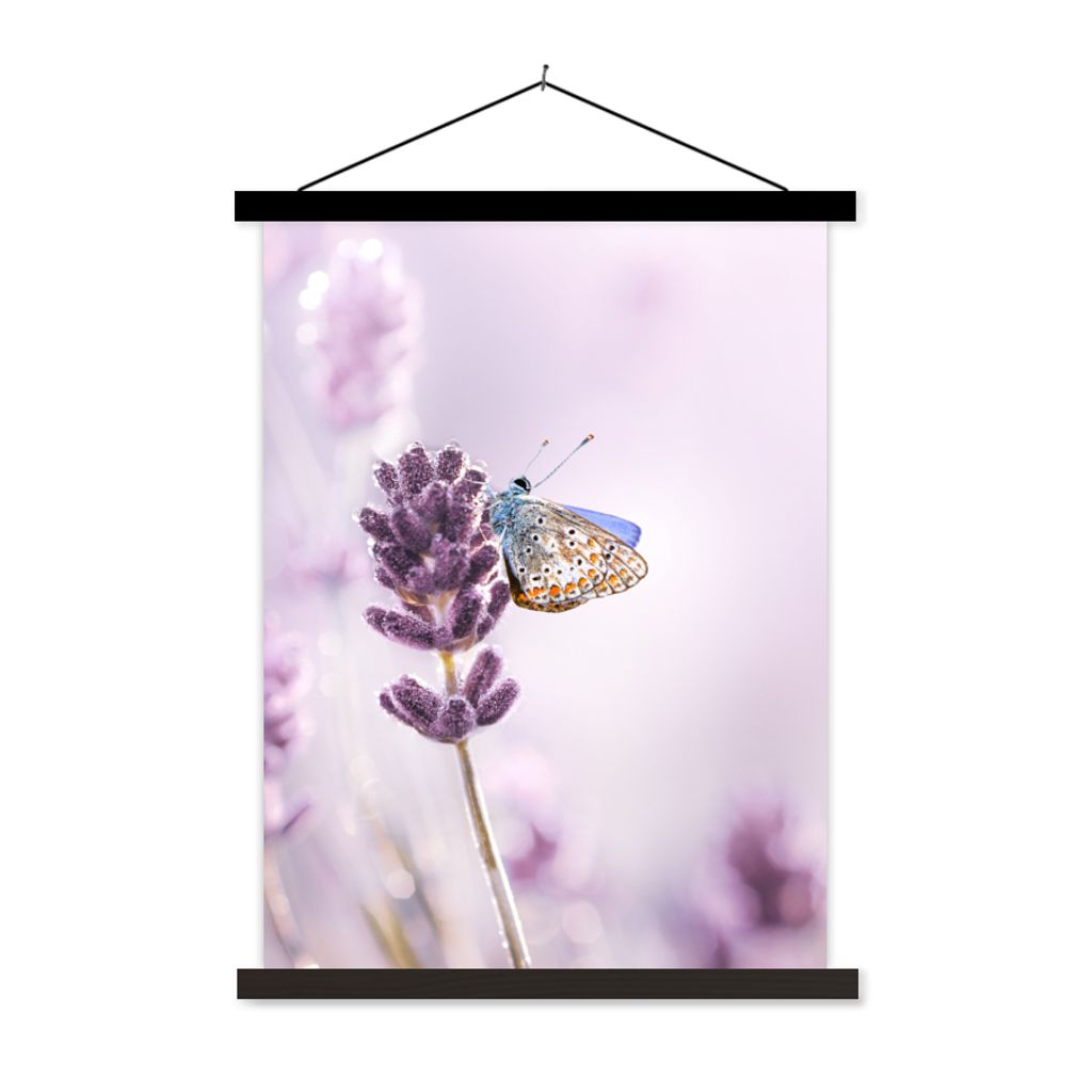 MuchoWow Textilposter Lavendel - Schmetterling - Nahaufnahme - Lila 120x160 cm mit schwarzem Rahmen - Magnetischer