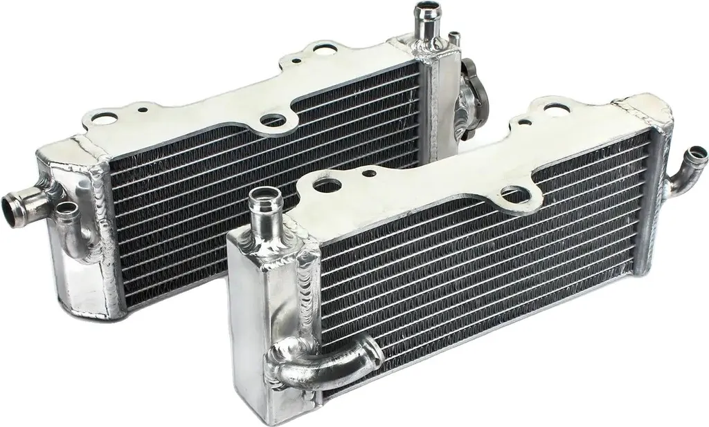 Radiateur Aluminium : Solution Anti-Surchauffe avec Châssis Renforcé