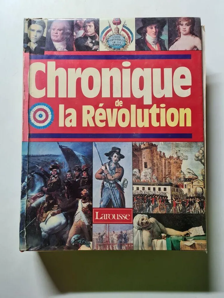 Beau Livre Chronique de la Révolution Française - Édition Collector