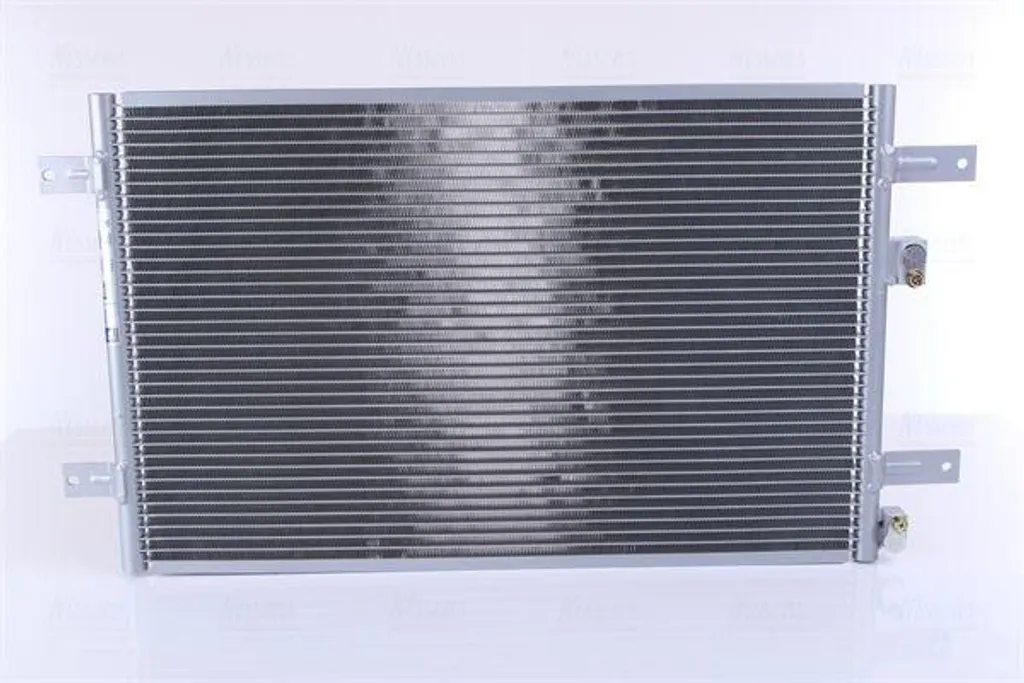 Stop aux fuites de clim : Condenseur NISSENS 94251 pour Galaxy et Sharan