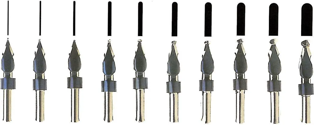 Plume décorative 1,0 mm en acier vierge Standardgraph pour tracé précis