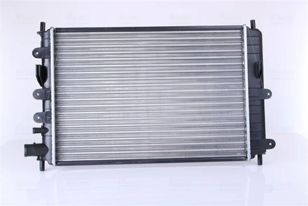 Radiateur moteur NISSENS 62217A : stop aux fuites Ford Escort OE 1664043
