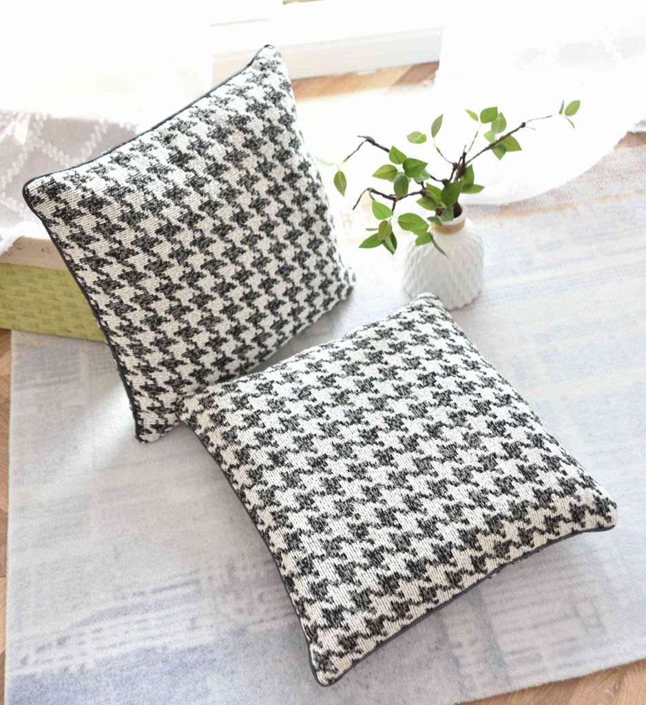 2er Set Kissen LxB 40x40 cm Creme Schwarz »PARIS« mit Füllung Ausgefallenes Hahnentritt-Muster schwarzes Paspelband, 2023320K-2