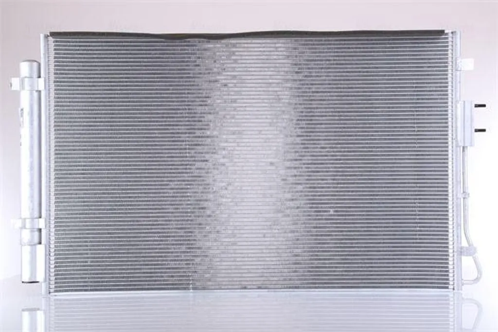 Condenseur de clim NISSENS 940728 pour Sorento OE 97606C5550 Fiable