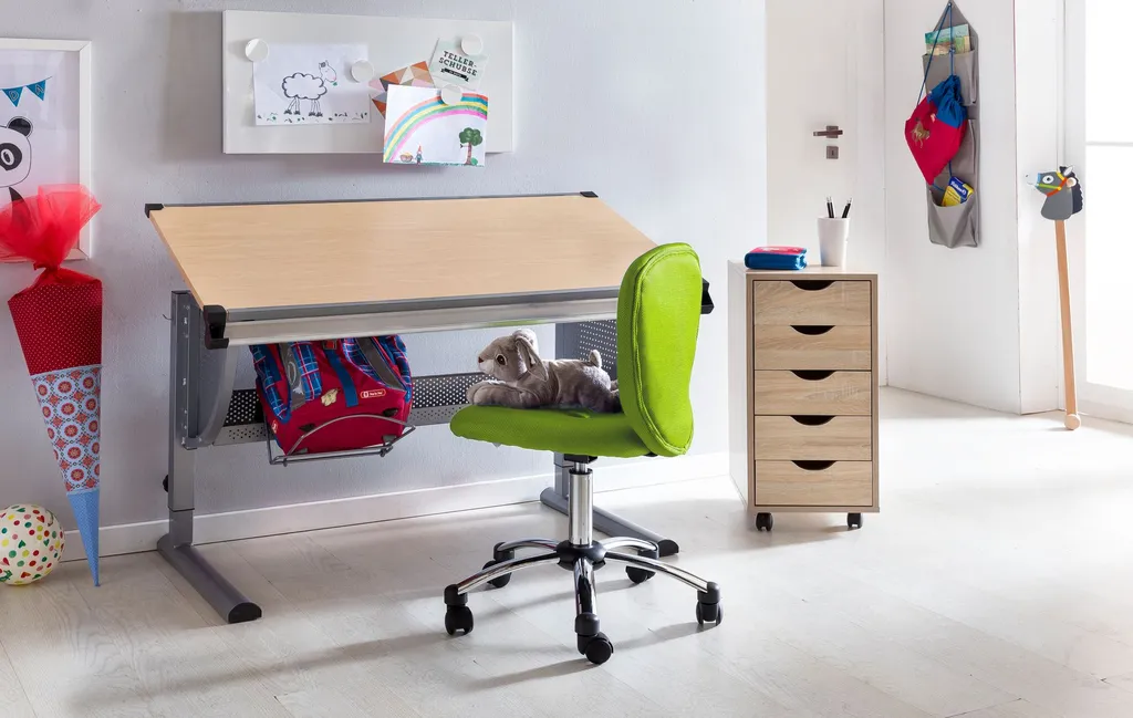 Chaise de bureau enfant PRAG FineBuy ergonomique dès 6 ans avec dossier