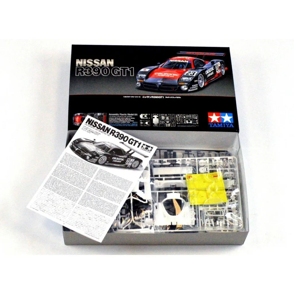 Nissan R390 GT1 Tamiya 1:24 Maquette Précise sans Défauts d'Ajustage