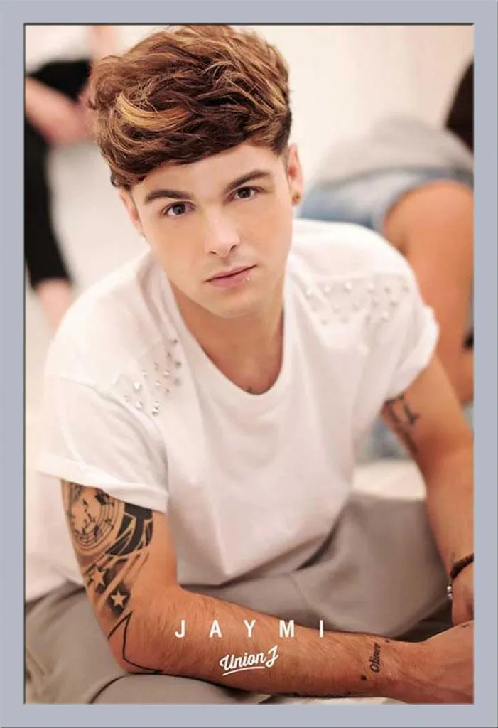 Set Regalo Union J Jaymi Poster + Cornice Argento Shinsuke - Prezzo Top