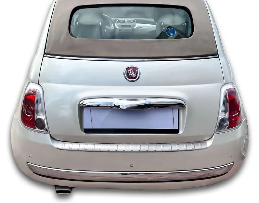 Seuil de coffre Fiat 500 500C 2007-2015 en acier inox mat avec rebord