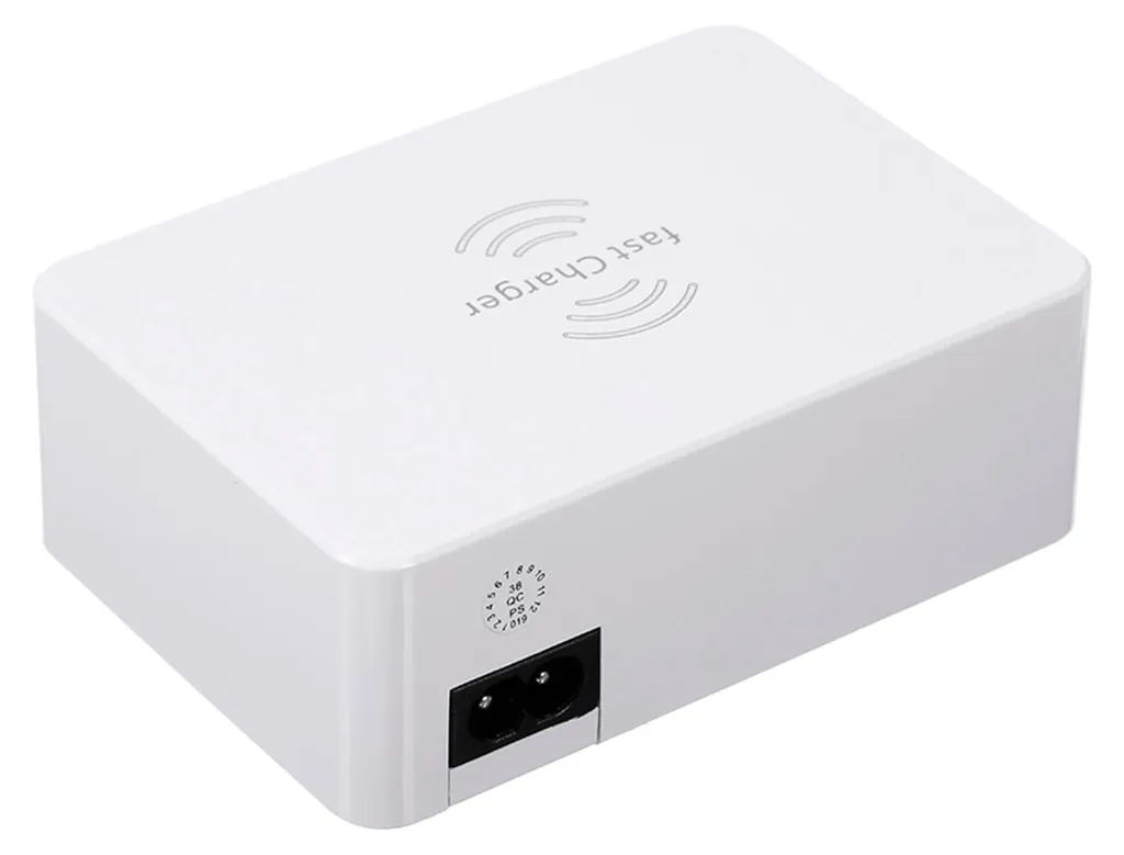 Station d'accueil intelligente USB 6 ports et chargeur par induction
