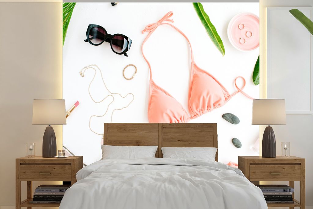 MuchoWow Fototapete für Wohnzimmer oder Schlafzimmer Wandtapete Vinyl Motivtapete Bikini - Rosa - Sonnenbrille - 300x300 cm - Wanddekoration