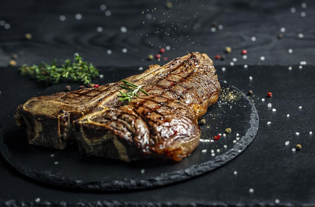 Jochen Schweizer Grill Kochkurs Aichtal; Erlebnis verschenken oder selbst erleben; Gutschein gültig für 1 Person Gruppengröße: 8-18 Personen