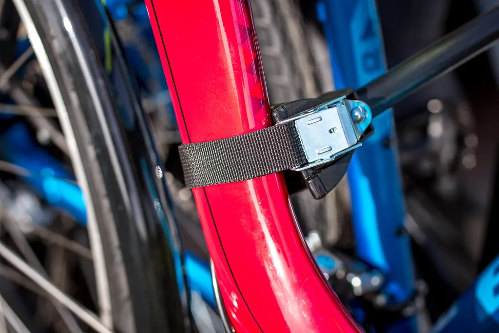 Porte-Vélos Attelage Basculant Eufab Crow Plus : Solution Coffre Libre - 11