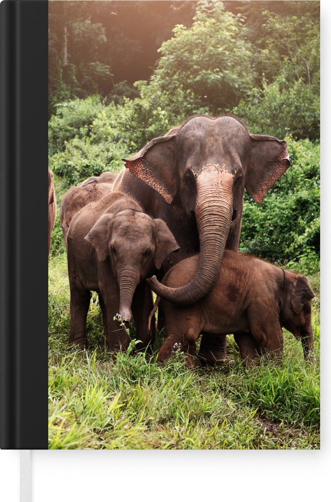 MuchoWow Notizbuch Tagebuch Haushaltsbuch Notebook A5 Elefant - Tiere - Wald - Gras - Grün - Notizblock - Notizheft - Notebook - Schreibblock - ...