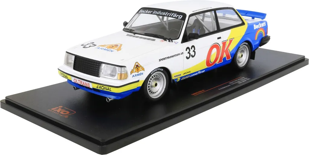 Volvo 240 Turbo n°33 ETCC Zolder 1985 IXO 1:18 - Miniature de Collection