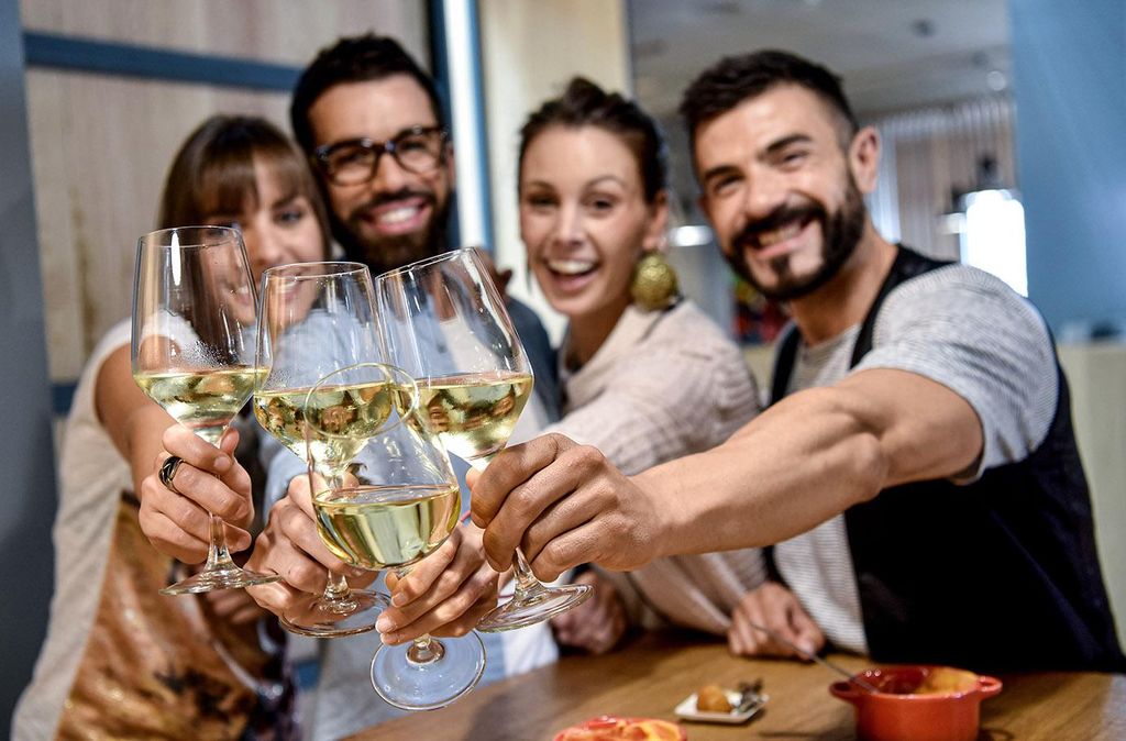 mydays Online Weinprobe (2 Std.); Erlebnis verschenken oder selbst erleben; Gutschein für 1 Person(en)