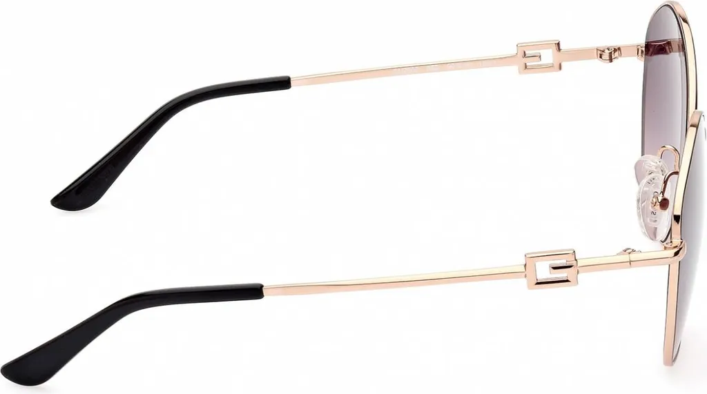 Lunettes de soleil Guess GU7907 05B idéales pour la plage et la conduite