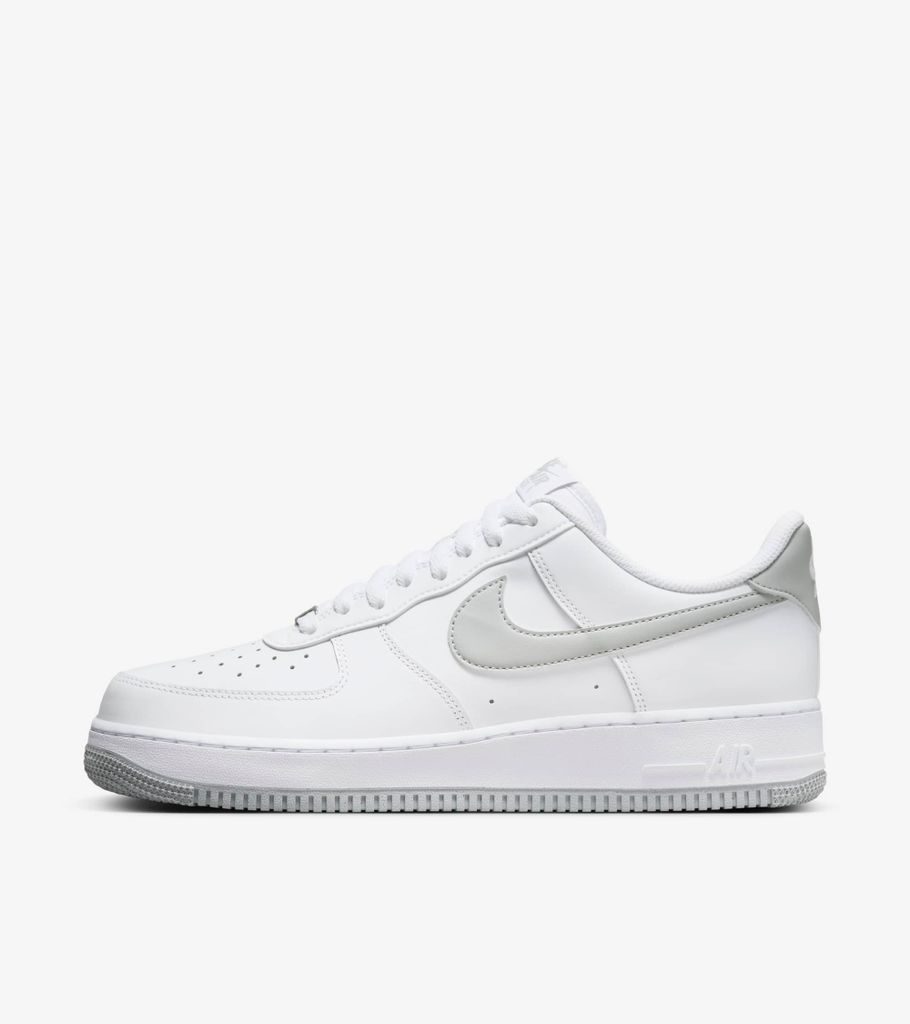 Nike Air Force 1 '07 "White Light Smoke Grey", Grau/Weiß, Größe: 49,5
