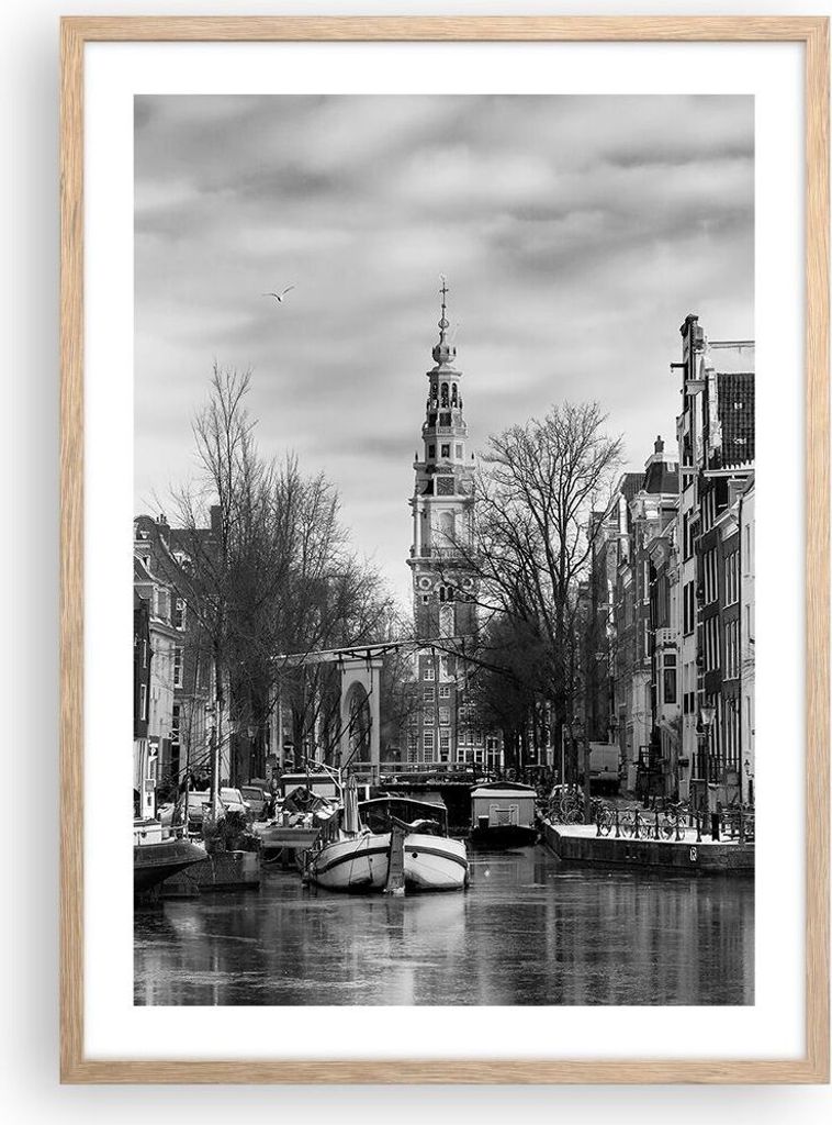 Gerahmtes Poster - Rahmen in heller Eiche - Schwarzweiß Amsterdam Boote - 50x70 cm - Wand Bild - Wanddeko - Wandbilder - Kunstposter - Wandposter ...