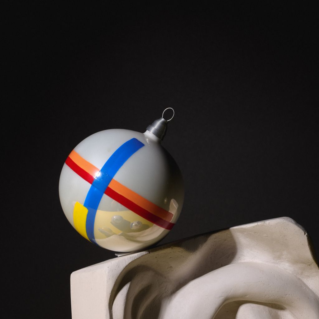 Weihnachtskugel «Suprematismus Nr. 1», Kollektion „Malewitschs Suprematismus“, Serie «Unser Malewitsch», kunsthandwerk