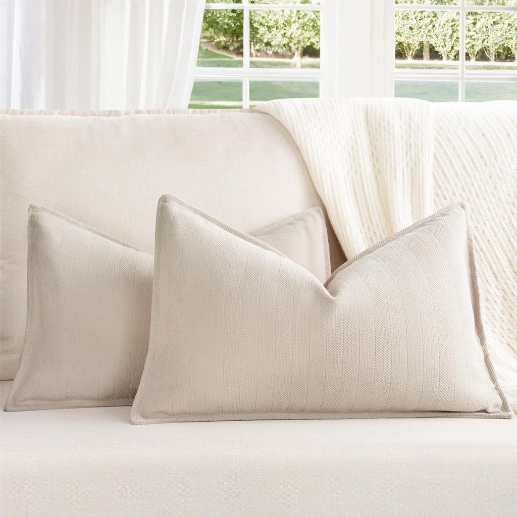 Set aus 2 beige Kissenbezügen, 40x60 cm, Chenille-Sofakissen mit elegantem Design; weiche und Dekokissen für Sofa, Bett und Wohnaccessoires.