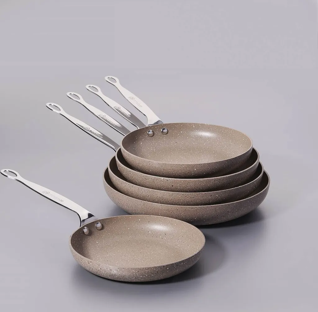 Padella Korkmaz Browni 24cm: Cucina Sana Senza Grassi | Shop Online - 3
