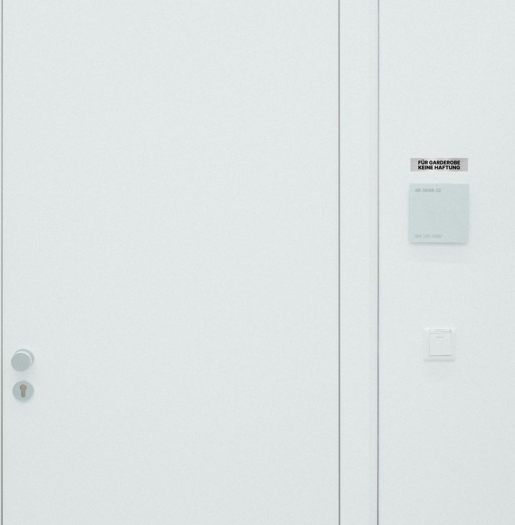 Schild „Keine Kartenzahlung“ Mit Klebepads –  Produktbild-Vorschau 3