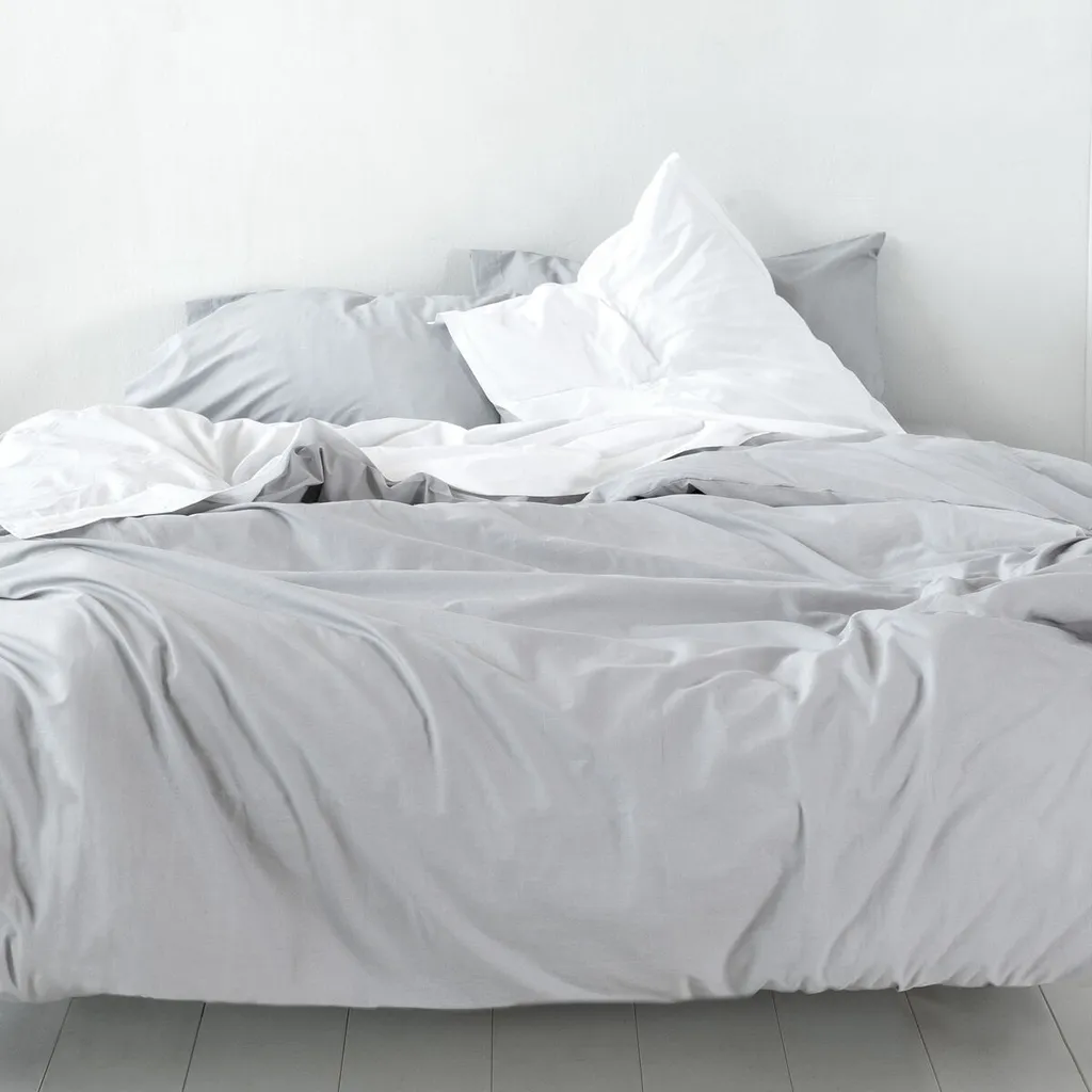 Housse de couette 220x220 HappyFriday BASIC grise idéale pour lit double