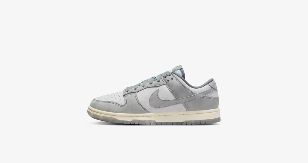 Nike Dunk Low „Cool Grey and Football Grey“, FV1167-001, Größe: 39