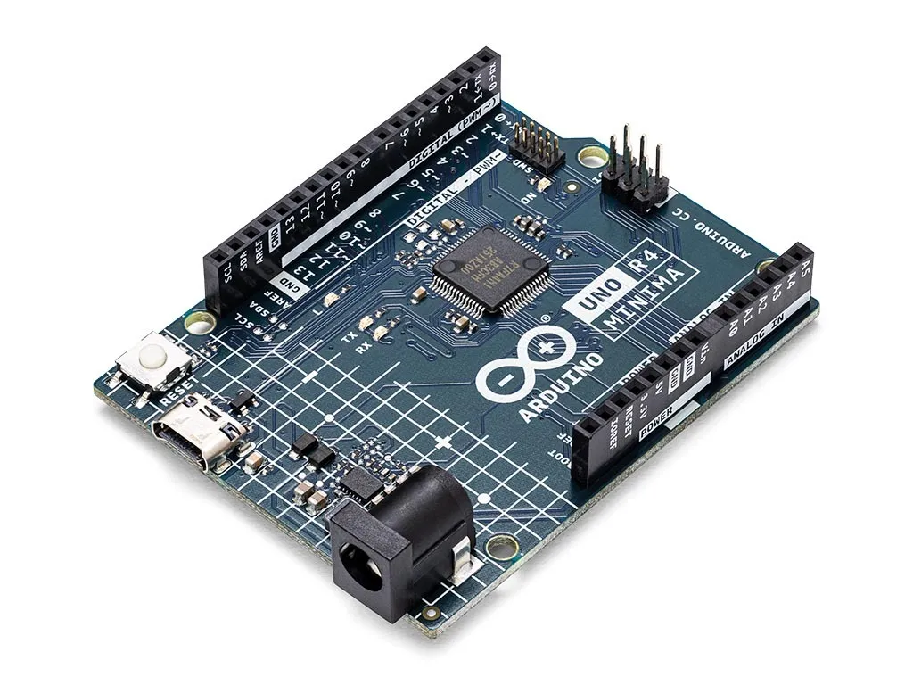 Arduino Uno Rev4 Minima ABX00080 avec port USB-C et processeur 32 bits