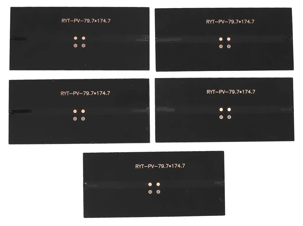 Solution Énergie Solaire 5W pour Maintenance de Batterie et Capteur