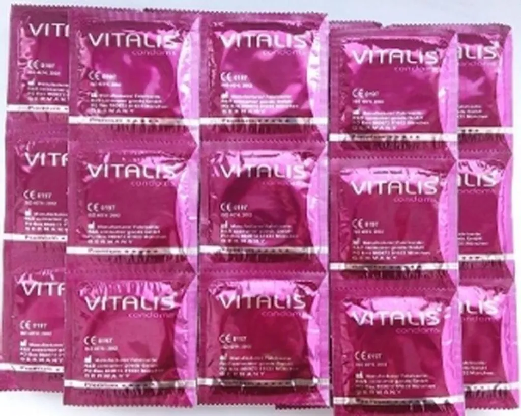 VITALIS Strong Pack 100 Preservativi - Più Spessi, Più Sicuri, Più Convenienti