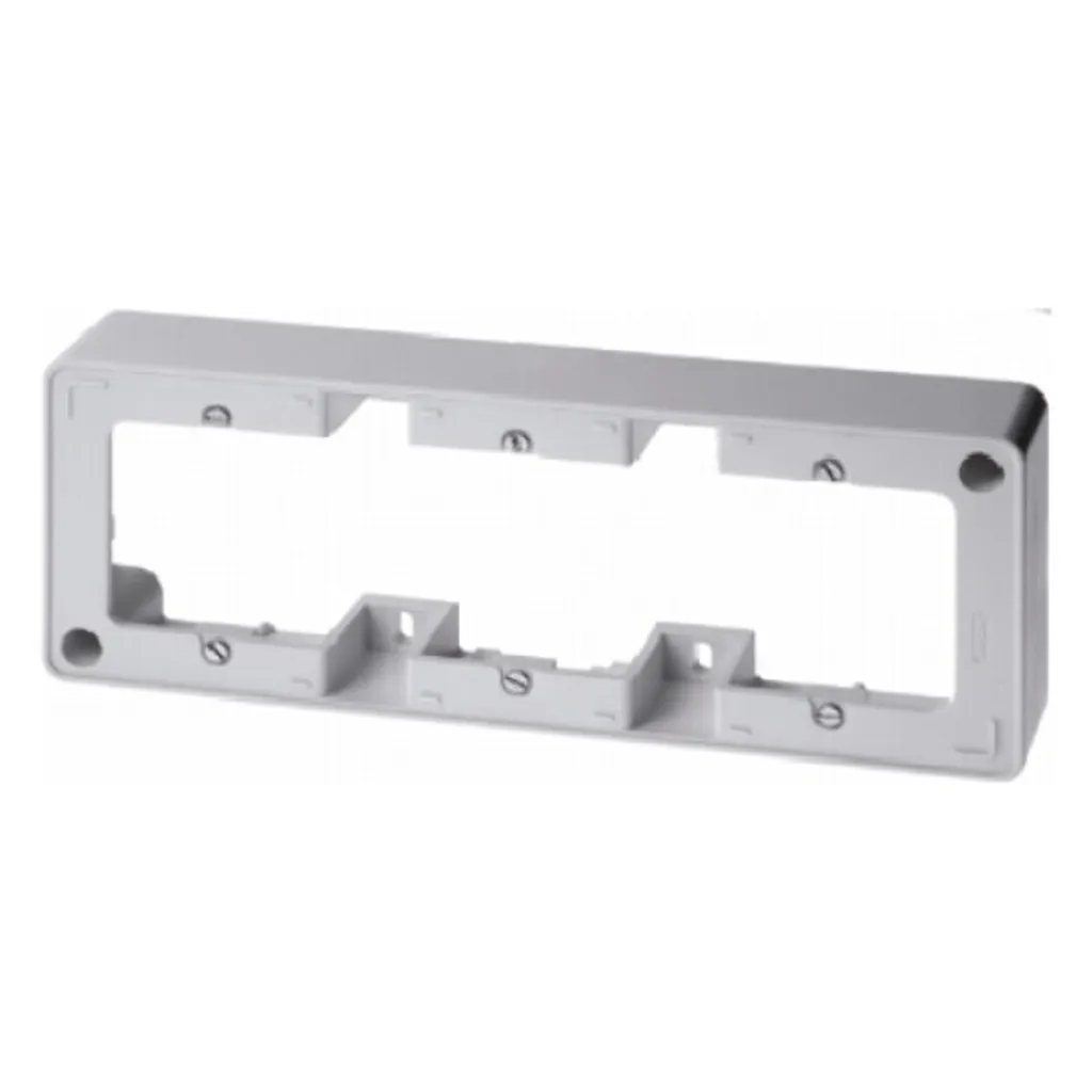 Cadre triple Berker 10310069 : Solution montage en saillie blanc