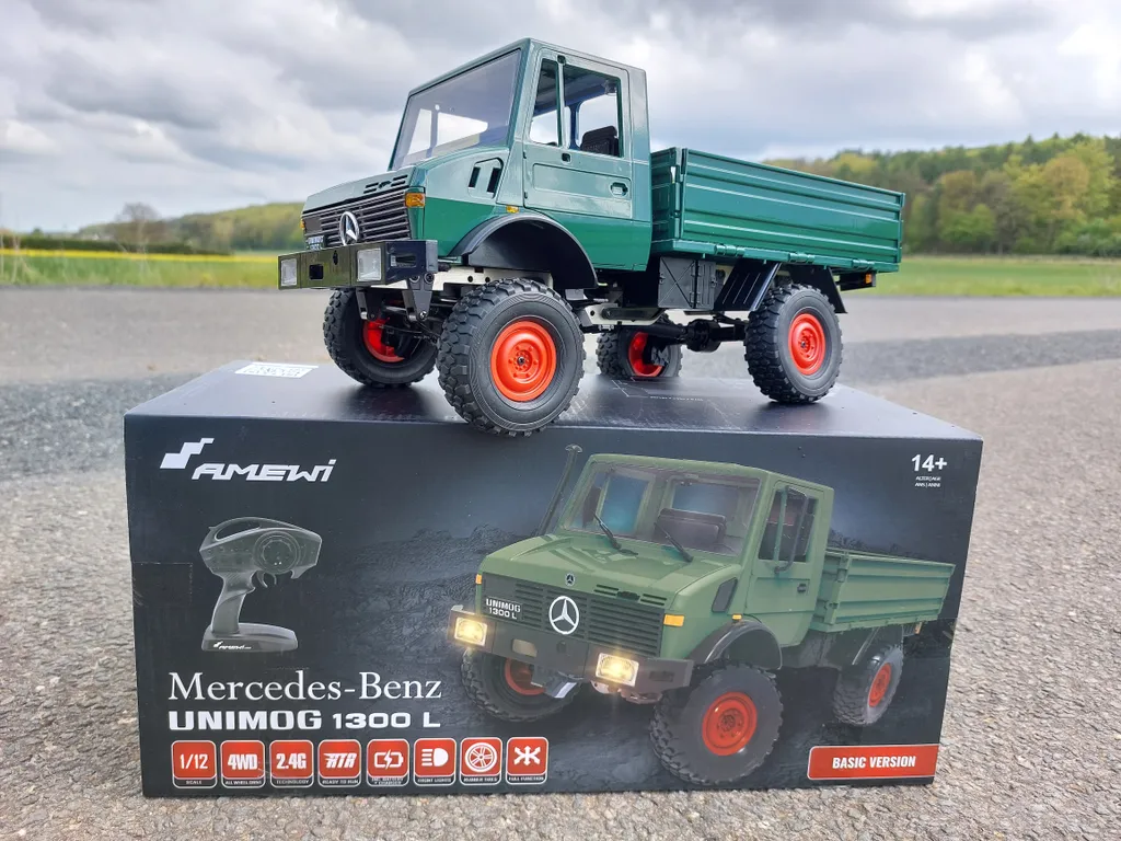 Jouet Camion RC Mercedes-Benz Unimog 1:12 pour Pilotage en Extérieur Amewi
