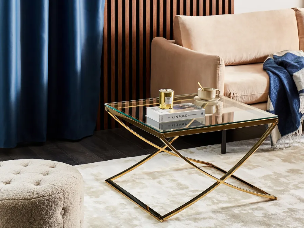 Table basse avec structure géométrique or pour décoration luxueuse - 2