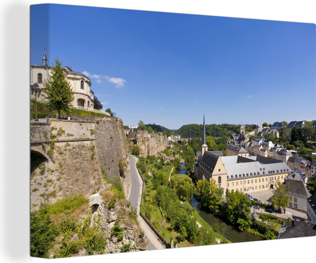 OneMillionCanvasses - Leinwandbilder - 140x90 cm, Ein großes Schloss in Luxemburg in der Nähe einer Stadt, Wandbilder Kunstdruck Wanddekoration...