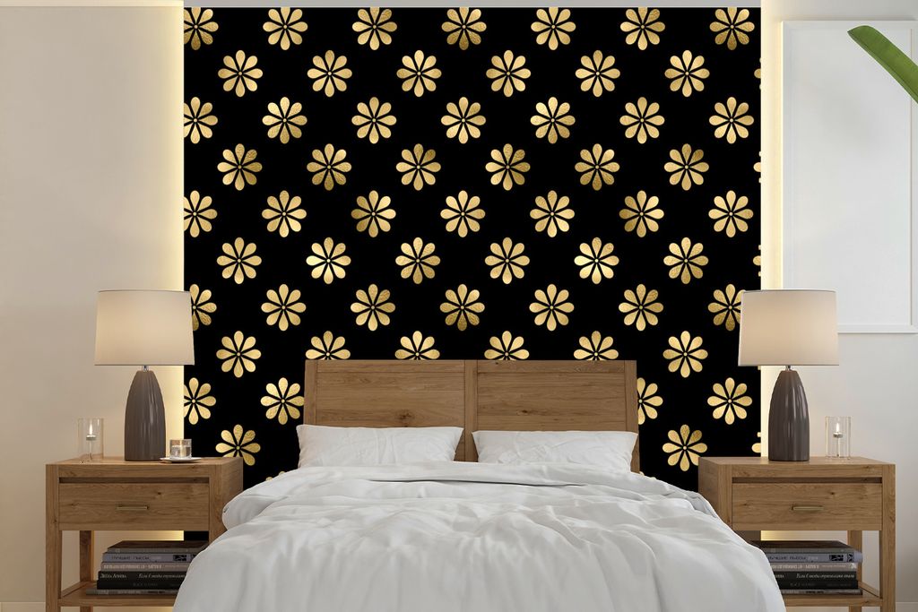 MuchoWow Fototapete für Wohnzimmer oder Schlafzimmer Wandtapete Vinyl Motivtapete Muster - Blumen - Gold - 220x220 cm - Tapeten