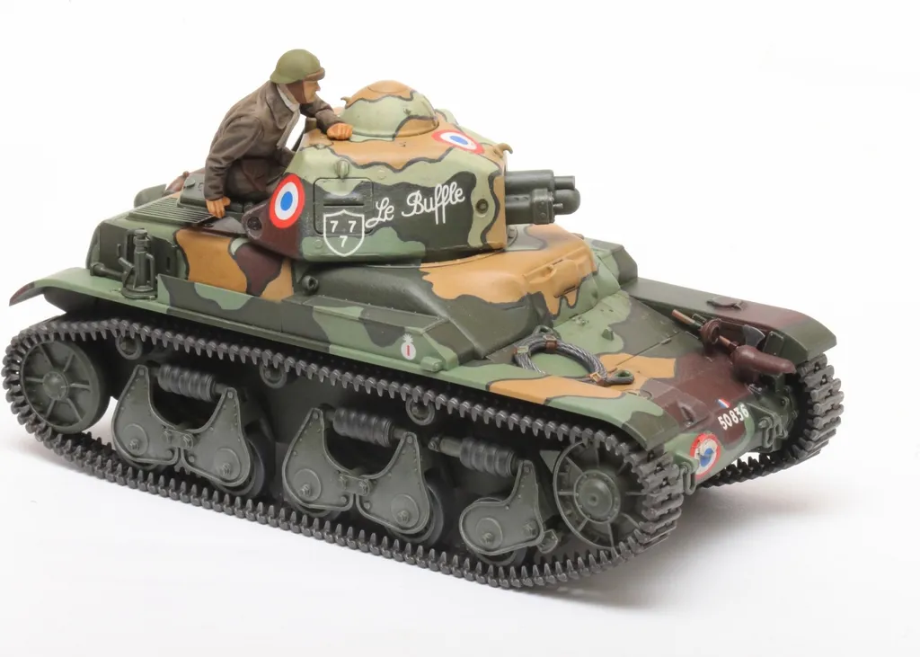 Maquette Char Français R35 Tamiya 1/35 Idéale pour Diorama Historique