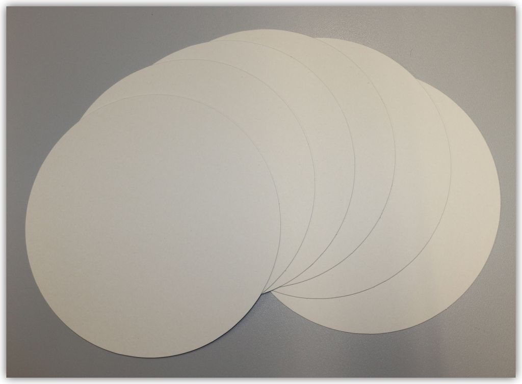 20 Stück Tortenuntersetzer, Pappe rund Ø 26cm weiß mit glattem Rand Tortenplatten kompostierbar