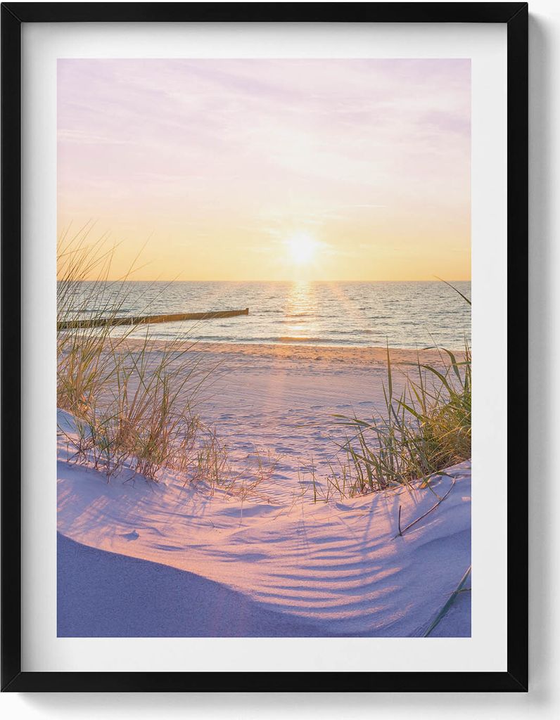 Polnisches Meer - Strand im Sonnenschein– Wandbild mit Rahmen – Gerahmtes Bild – Wanddekoration – 60x80 cm – Schwarz Rahmen