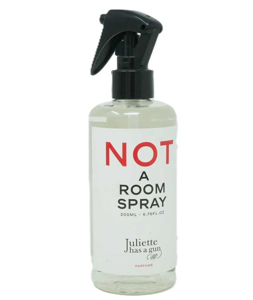 Juliette has a Gun Not a Room Spray 200 ml pour parfumer vos textiles