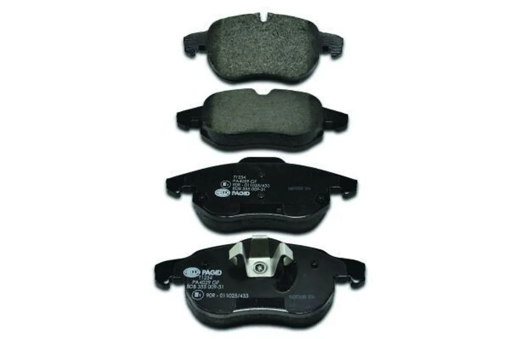 Plaquettes de frein avant HELLA pour Opel Astra et Chevrolet Cruze - Kit