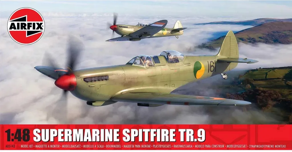 Maquette Avion de Chasse Supermarine Spitfire Tr.9 A05143 à Monter 1:48