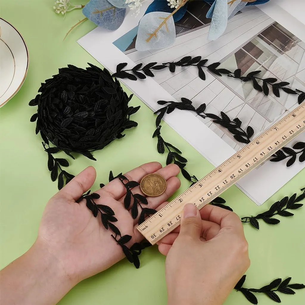 Ruban dentelle noir feuille 25 mm pour réparer et embellir un vêtement DIY