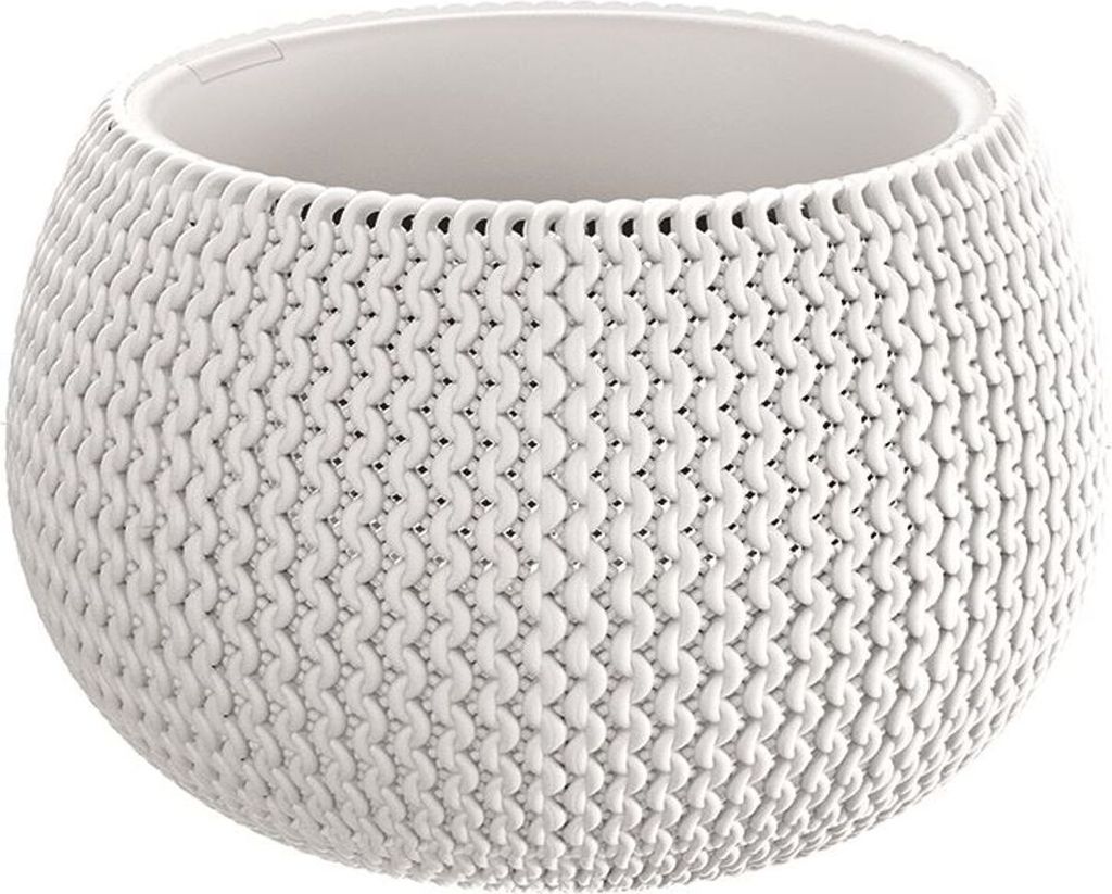 A white knitted-look plant pot on a white background.