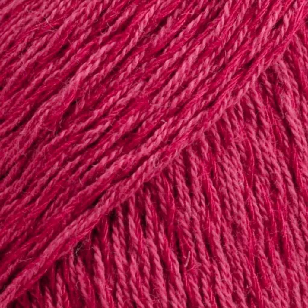 Drops Belle Uni Colour 12 Cherry Fil à tricoter Image du produit 